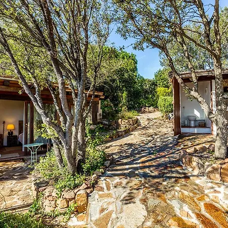 Castanza Villa *