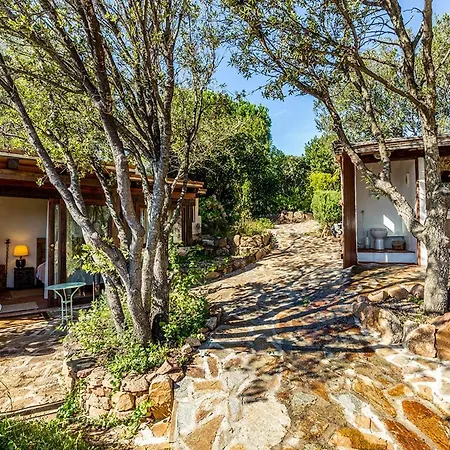 Castanza Villa *